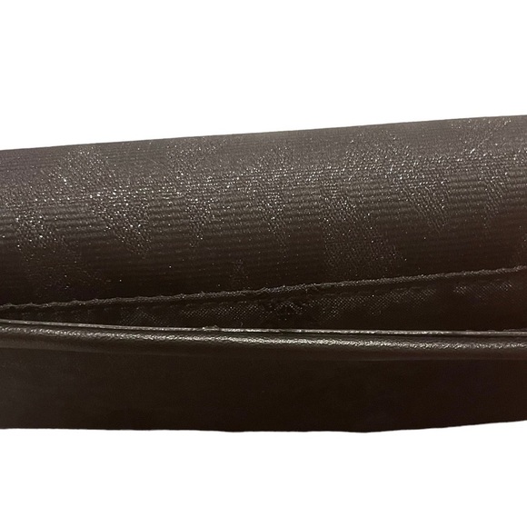 MICHAEL KORS Jet Set Large Flap Phone Wristlet Wallet Black - Picture 9 of 10